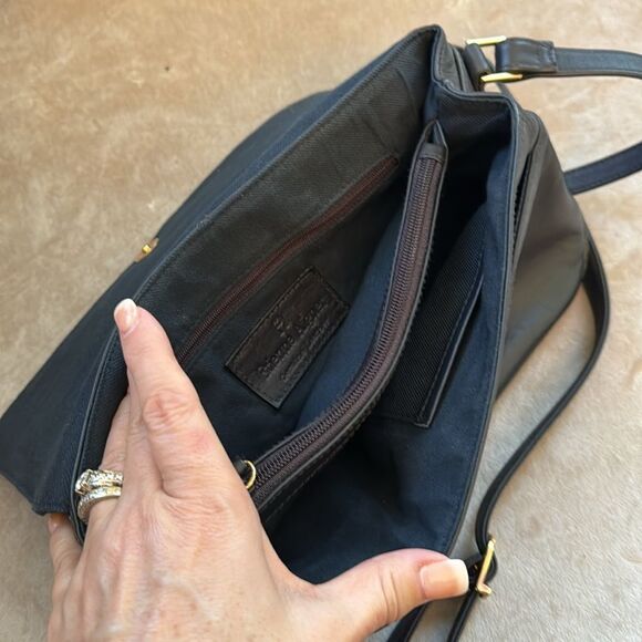 Etienne Aigner Leather Classic Handbag EUC - Picture 9 of 9